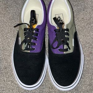 What the Vans mens 7.5 womens 9